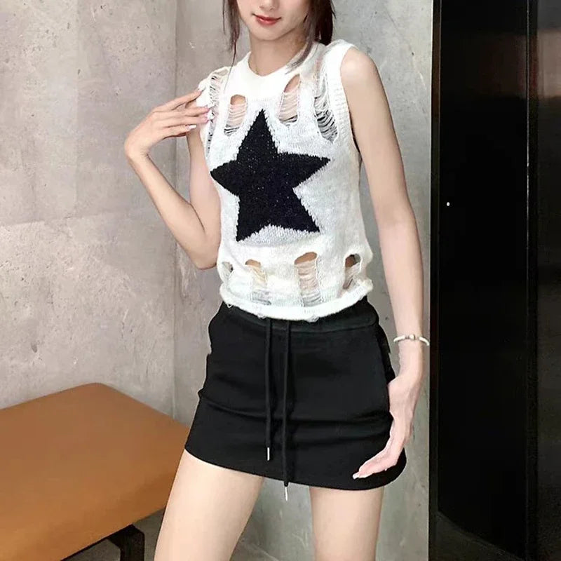 Sleeveless Fashion Sexy Women Ripped Design Shirt O-neck Hollow Out Y2k Tank Top New Casual Vest Slim Fit Knitted Hole Star Tops
